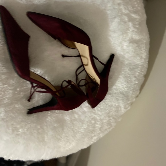 Burgundy heels size 7 - Picture 4 of 4